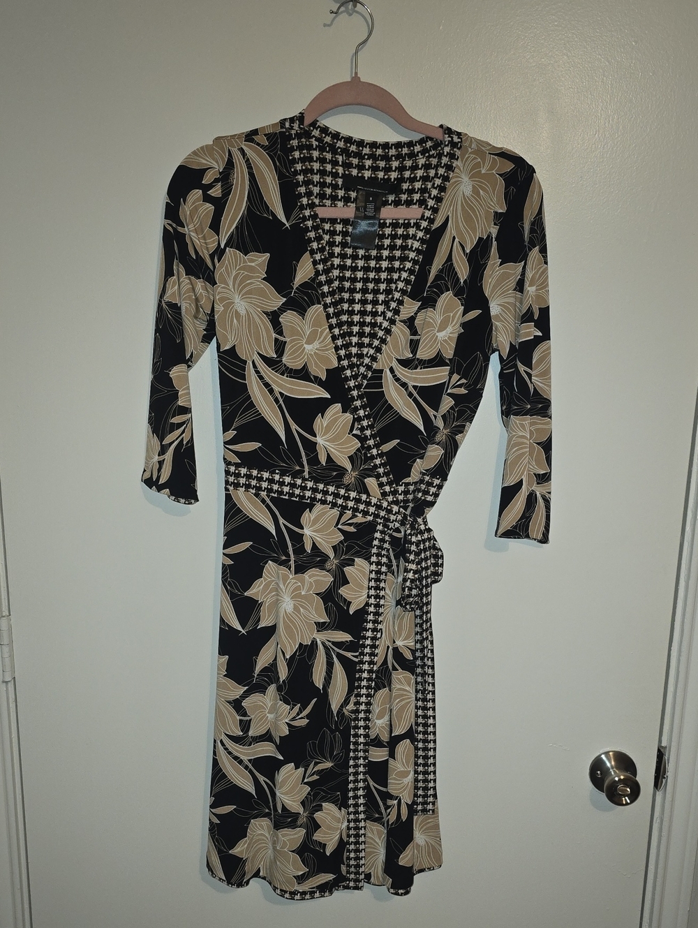White House Black Market Black and Beige Houndstooth Dress